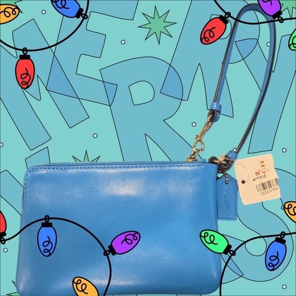 Coach wristlet NWT in box - Picture 5 of 5